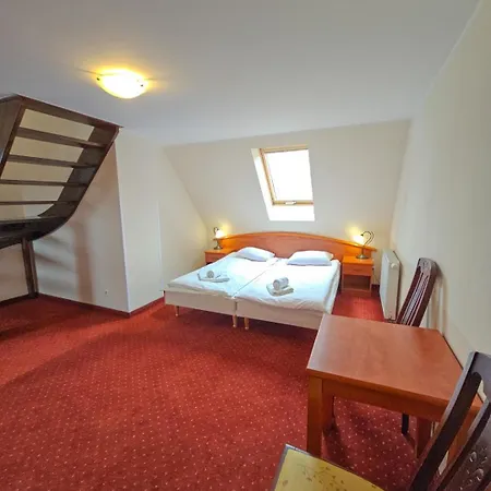 Sanssouci Bed & Breakfast 3*