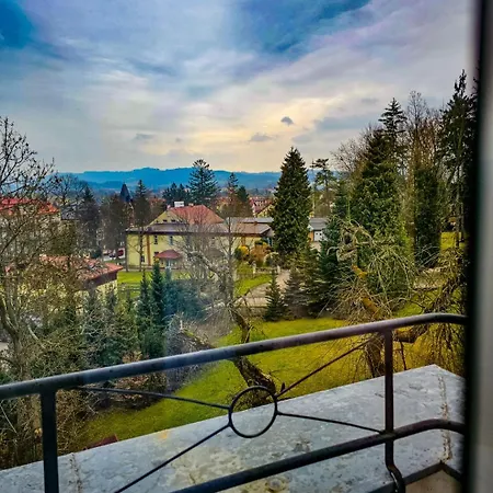 Sanssouci Bed & Breakfast *