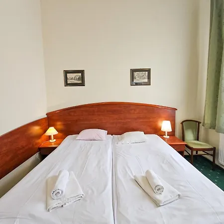 Sanssouci Bed & Breakfast *